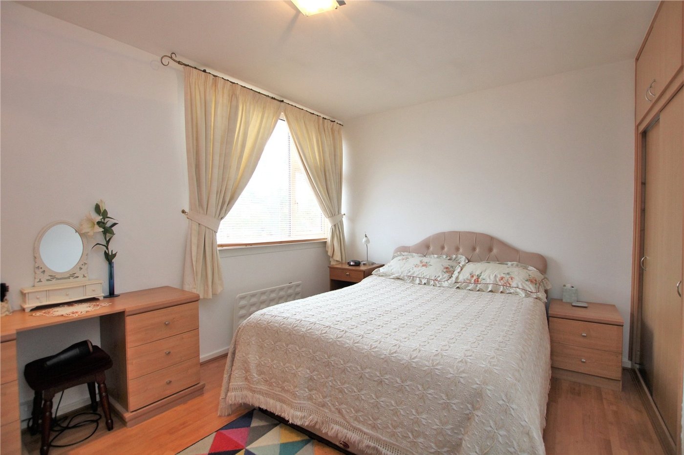 2 bedroom house for sale in Mottingham | Robinson Jackson