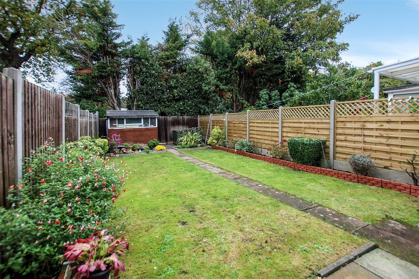 2 bedroom house for sale in Mottingham | Robinson Jackson