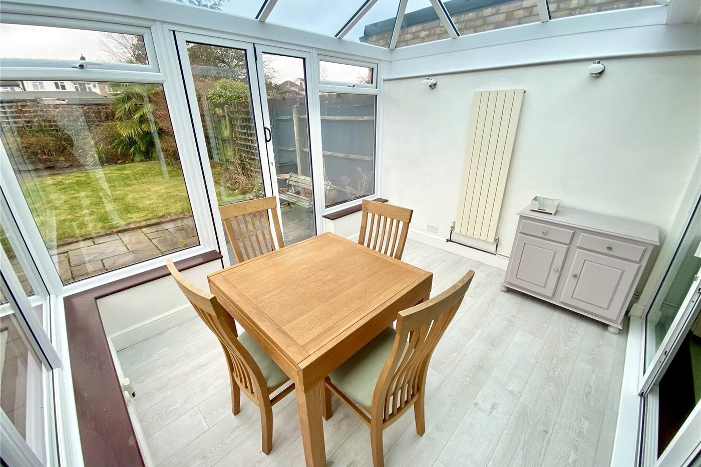 2 bedroom bungalow for sale in Sidcup | Robinson Jackson