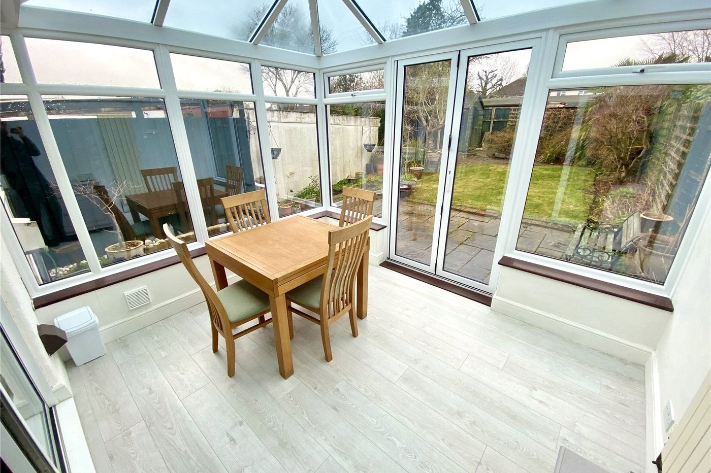 2 bedroom bungalow for sale in Sidcup | Robinson Jackson