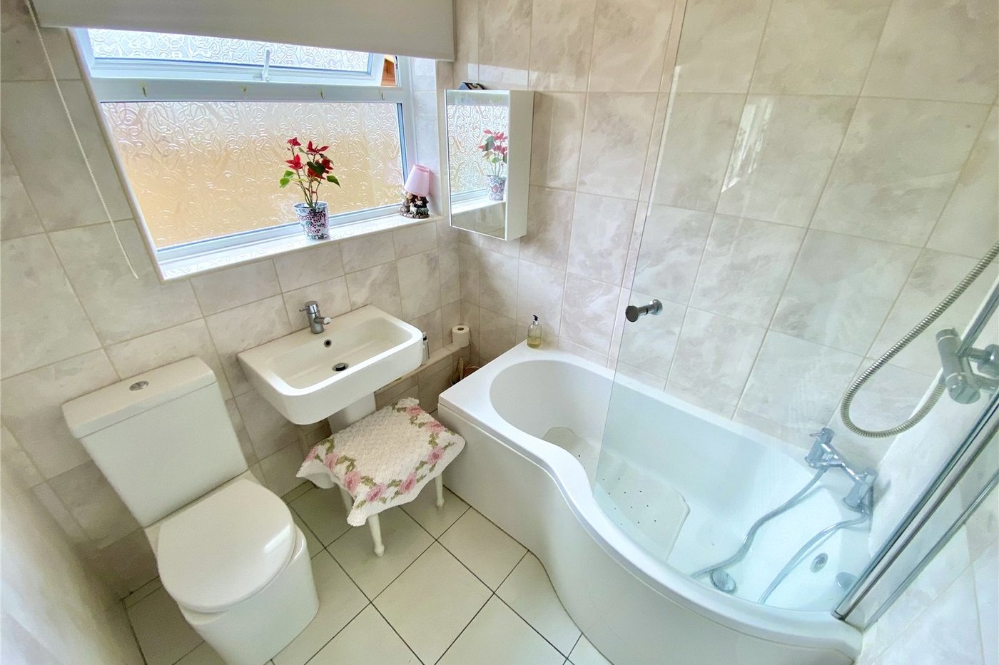 2 bedroom bungalow for sale in Sidcup | Robinson Jackson