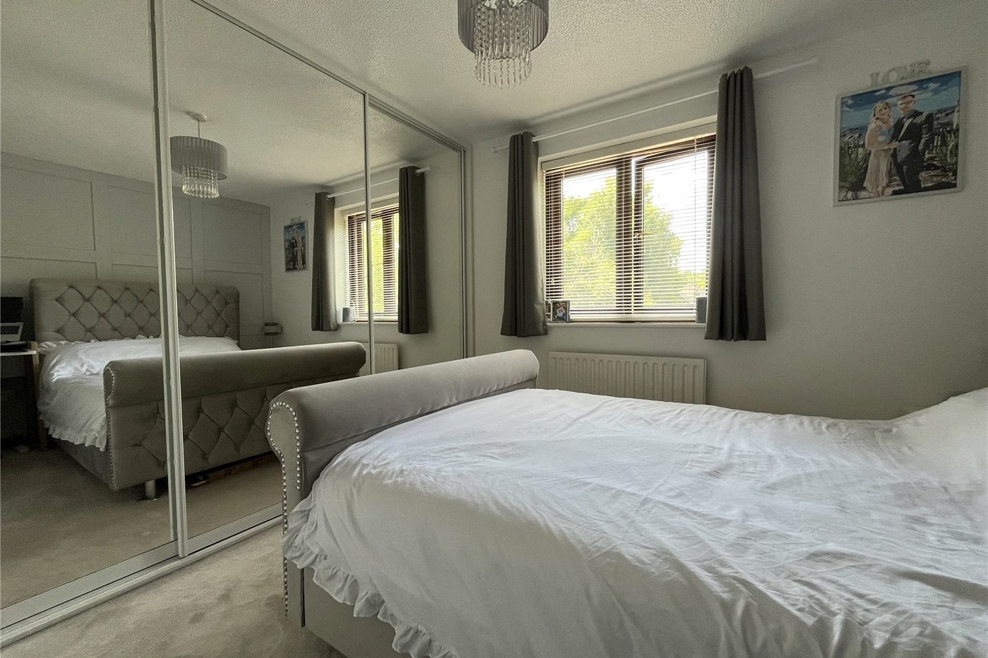 2 bedroom house for sale in Walderslade | Robinson Michael & Jackson