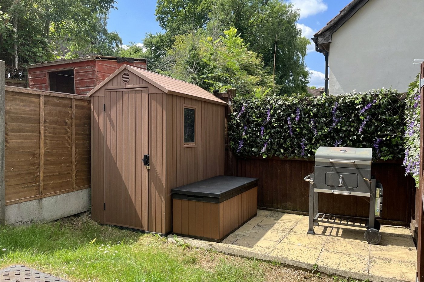 2 bedroom house for sale in Walderslade | Robinson Michael & Jackson