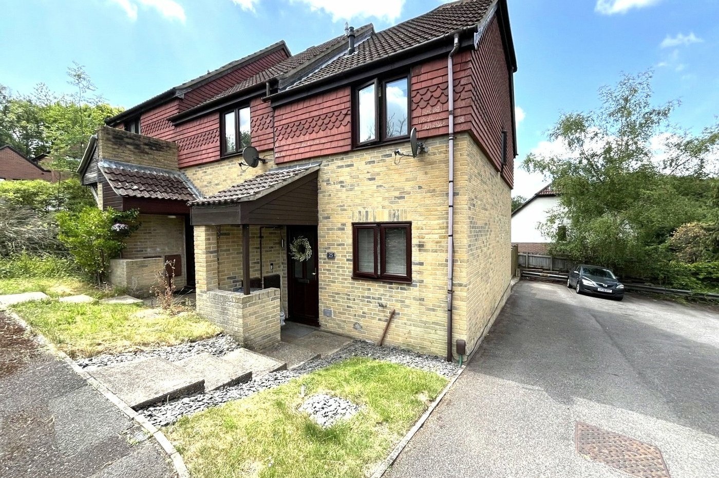 2 bedroom house for sale in Walderslade | Robinson Michael & Jackson