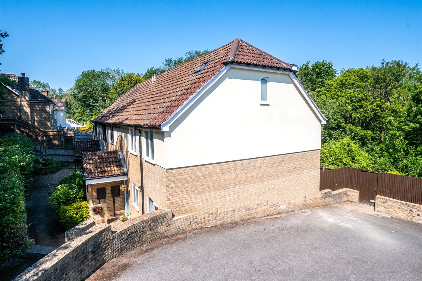 4 bedroom house for sale in Walderslade | Robinson Michael & Jackson