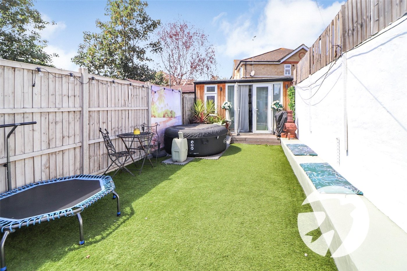 3 bedroom house for sale in Erith | Robinson Jackson