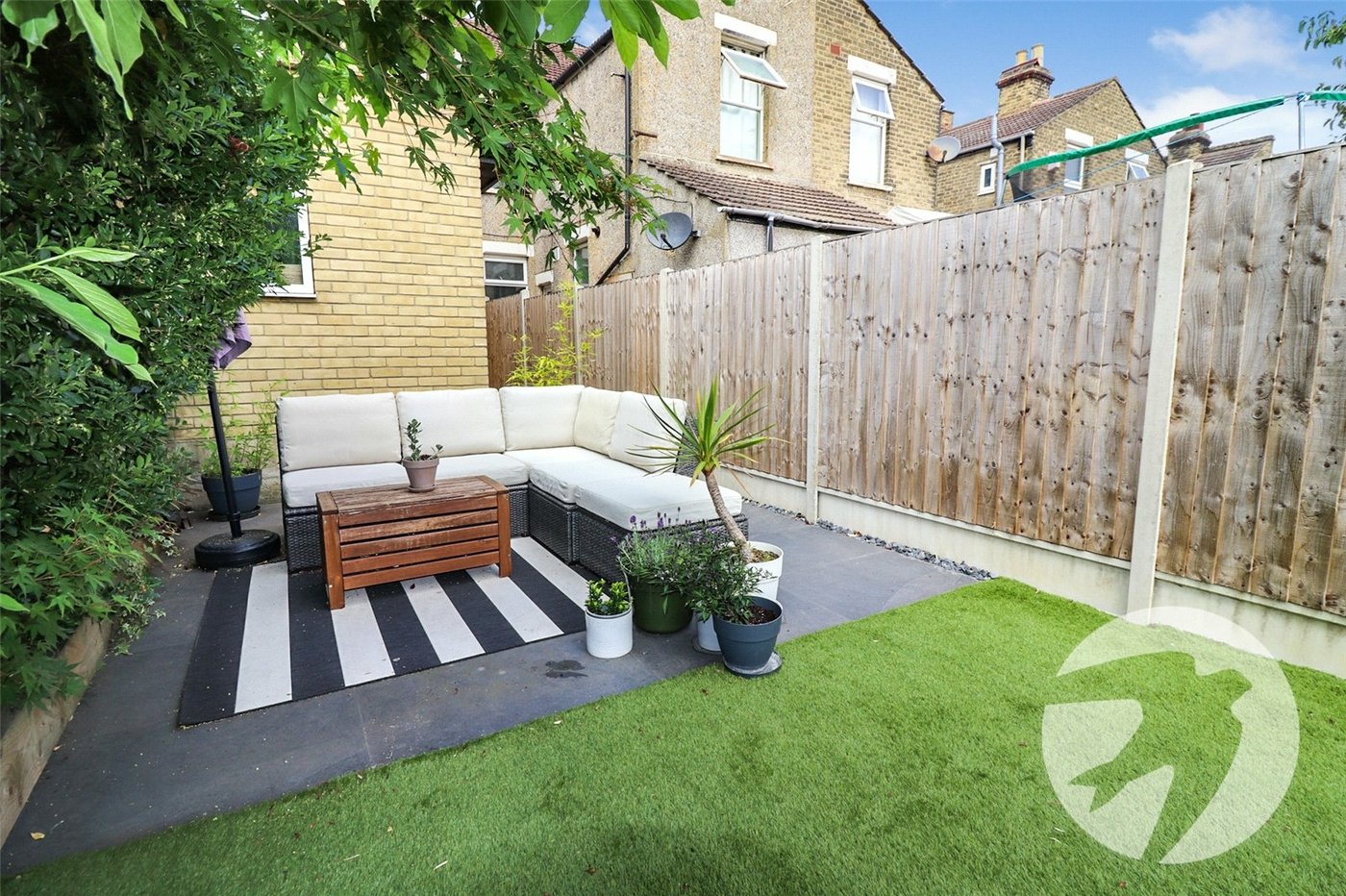 3 bedroom house for sale in Erith | Robinson Jackson