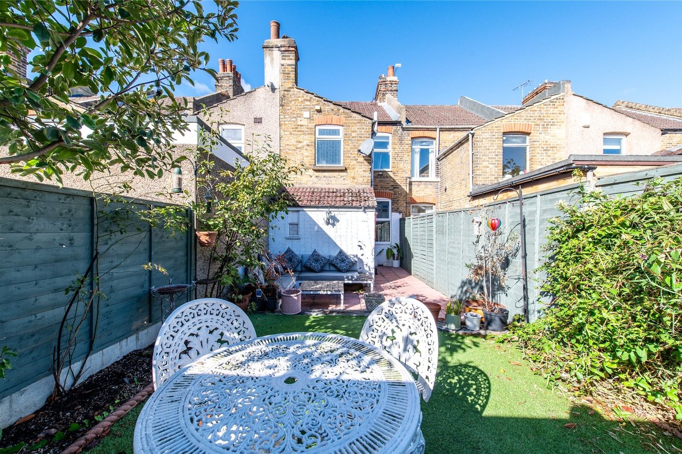 2 bedroom house for sale in Gravesend | Robinson Michael & Jackson