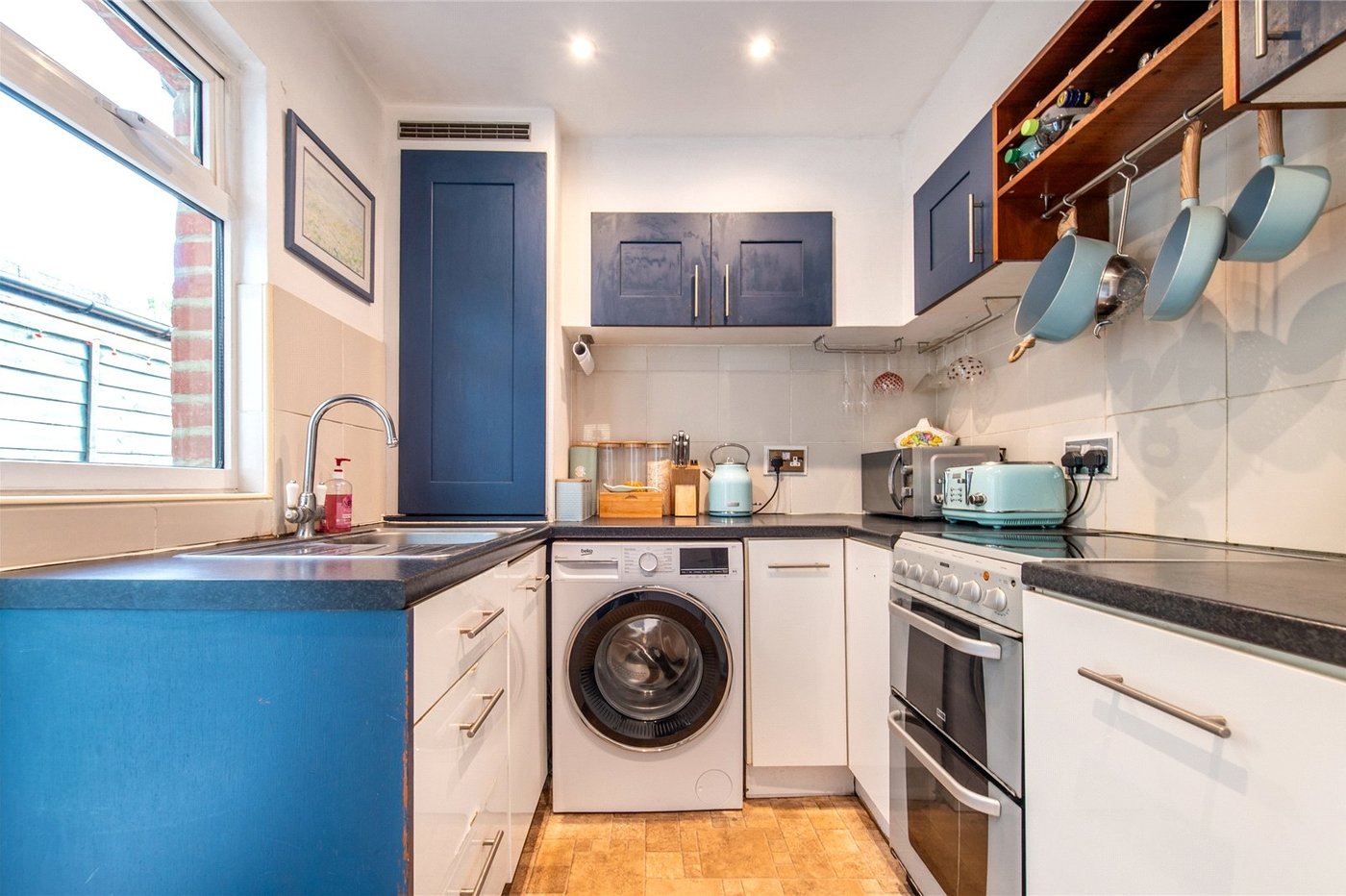 2 bedroom house for sale in Gravesend | Robinson Michael & Jackson