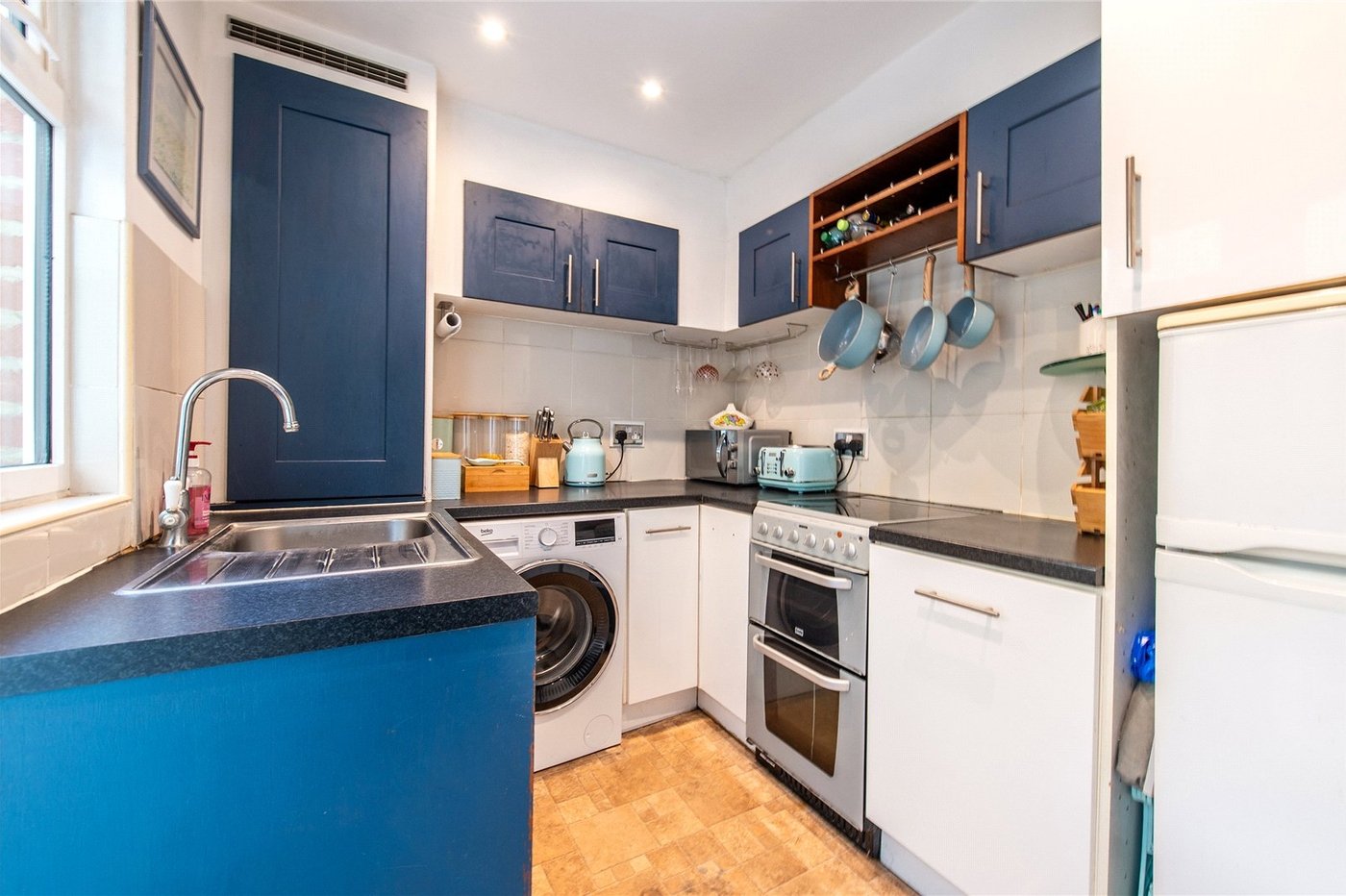 2 bedroom house for sale in Gravesend | Robinson Michael & Jackson