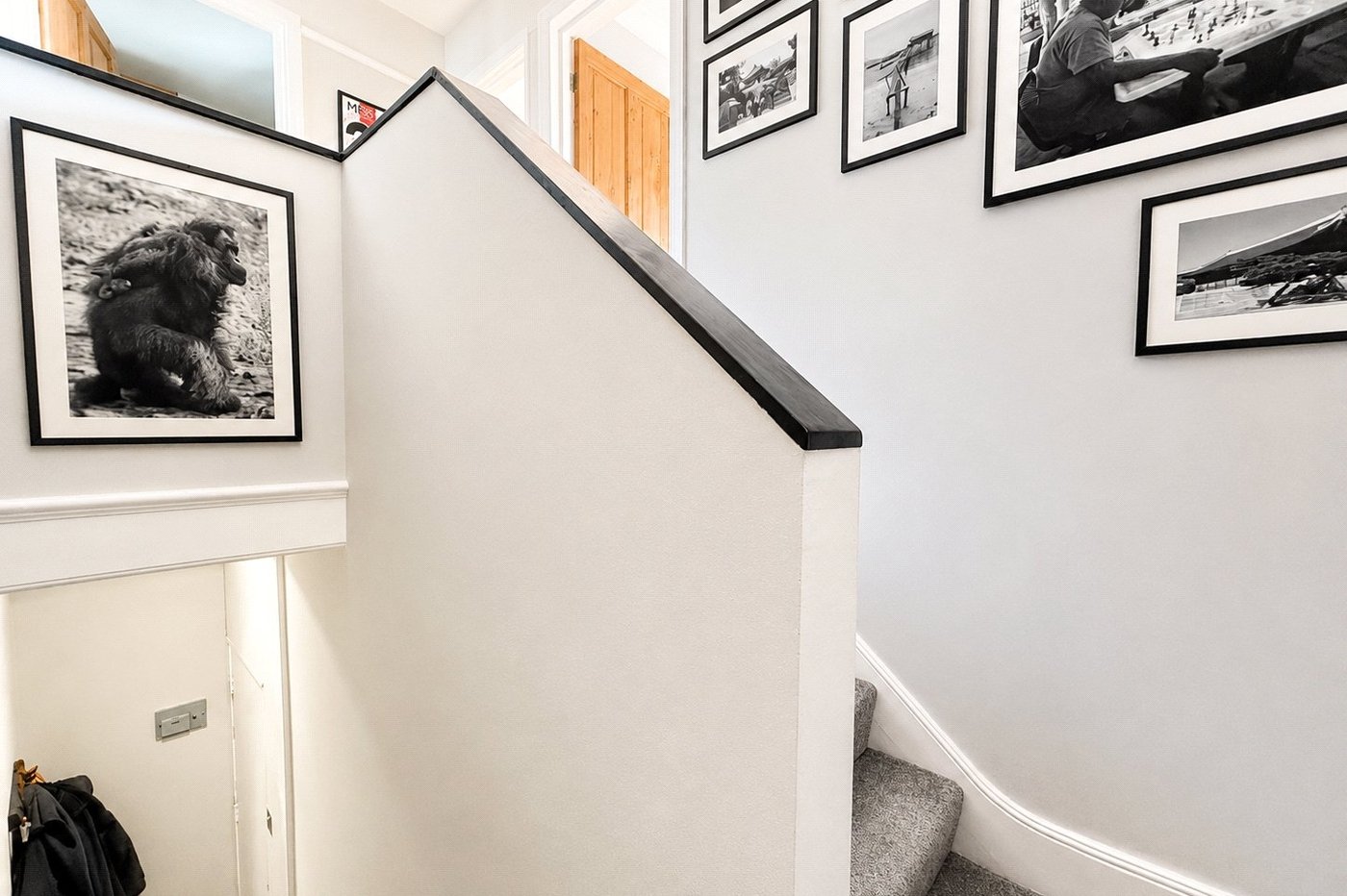 2 bedroom property for sale in London | Robinson Jackson