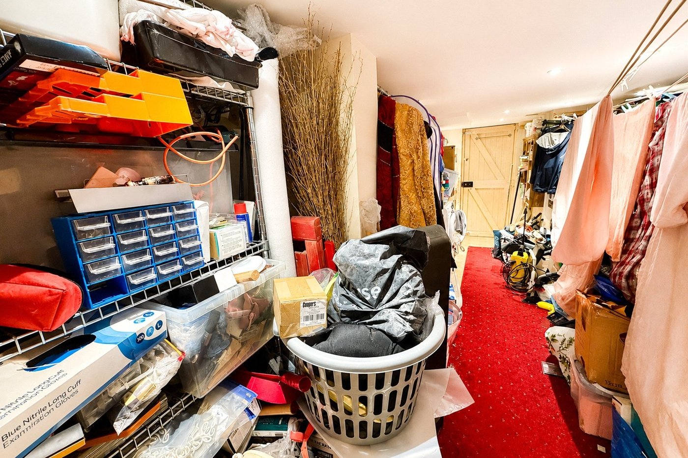 3 bedroom house for sale in London | Robinson Jackson