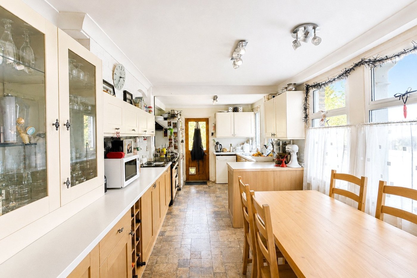 3 bedroom house for sale in London | Robinson Jackson
