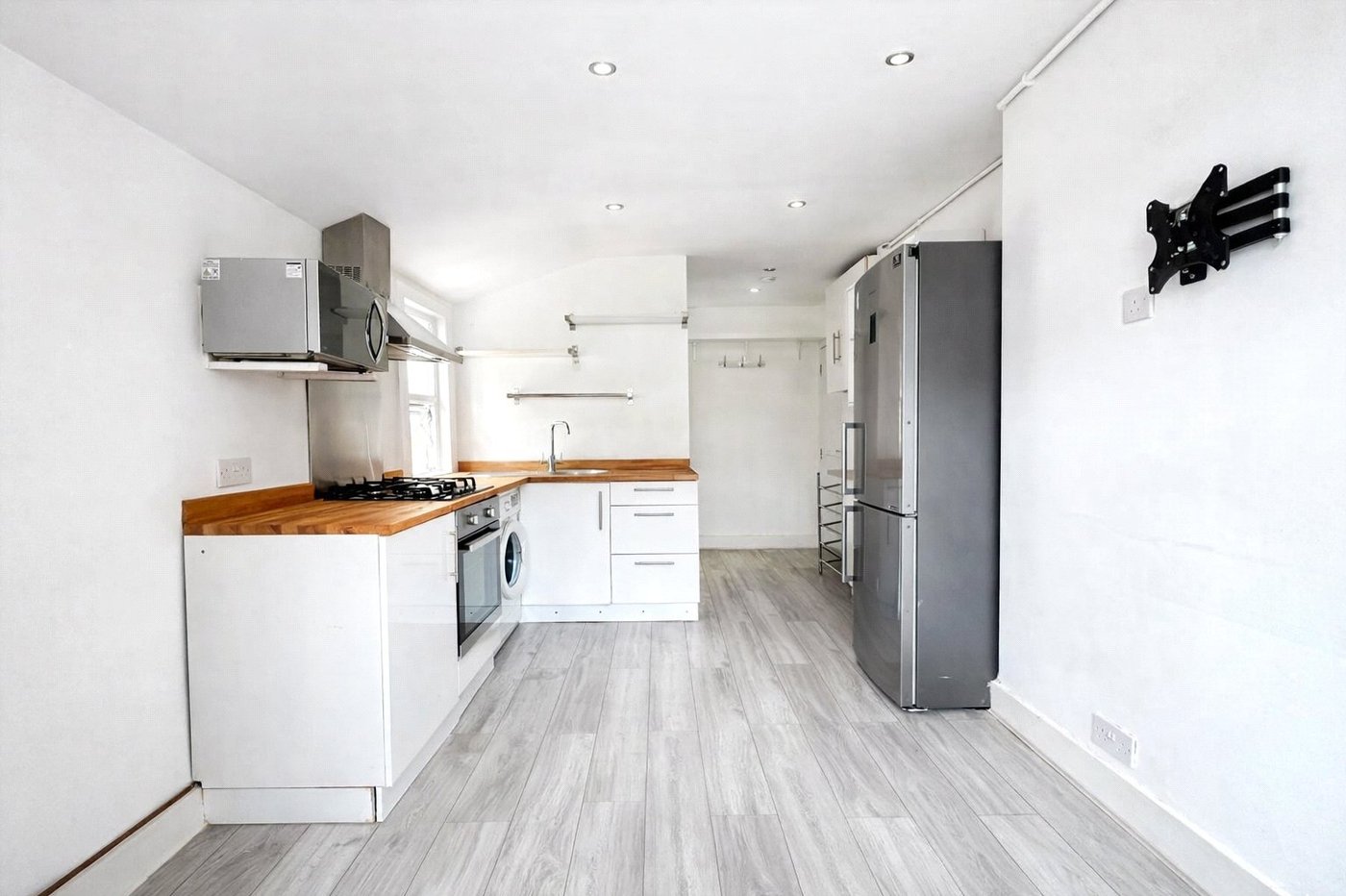 1 bedroom property for sale in London | Robinson Jackson