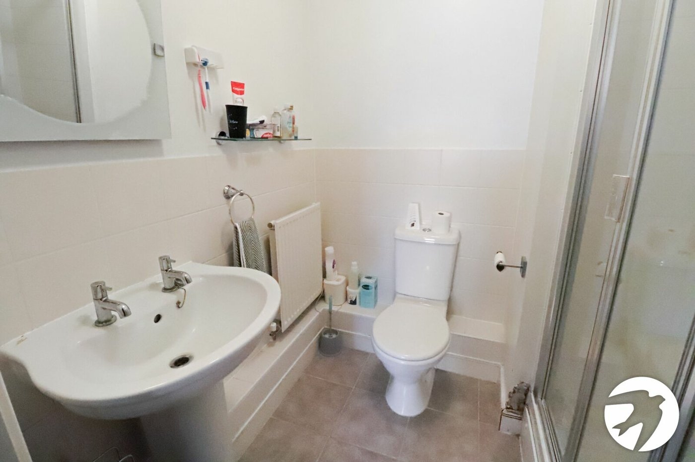 2 bedroom property for sale in London | Robinson Jackson
