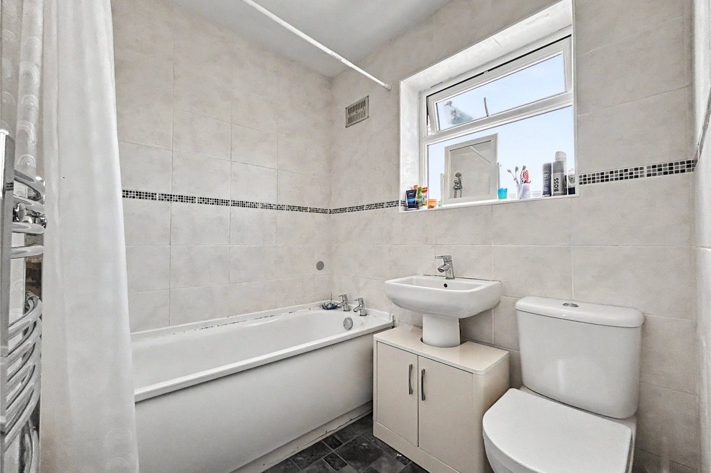 2 bedroom house for sale in Twydall | Robinson Michael & Jackson