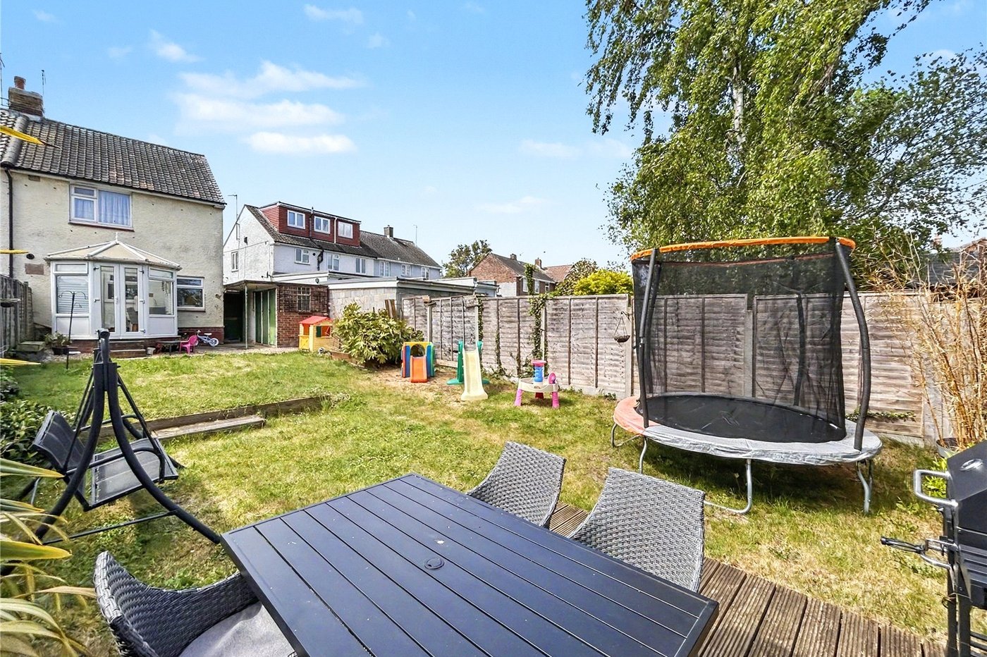 2 bedroom house for sale in Twydall | Robinson Michael & Jackson