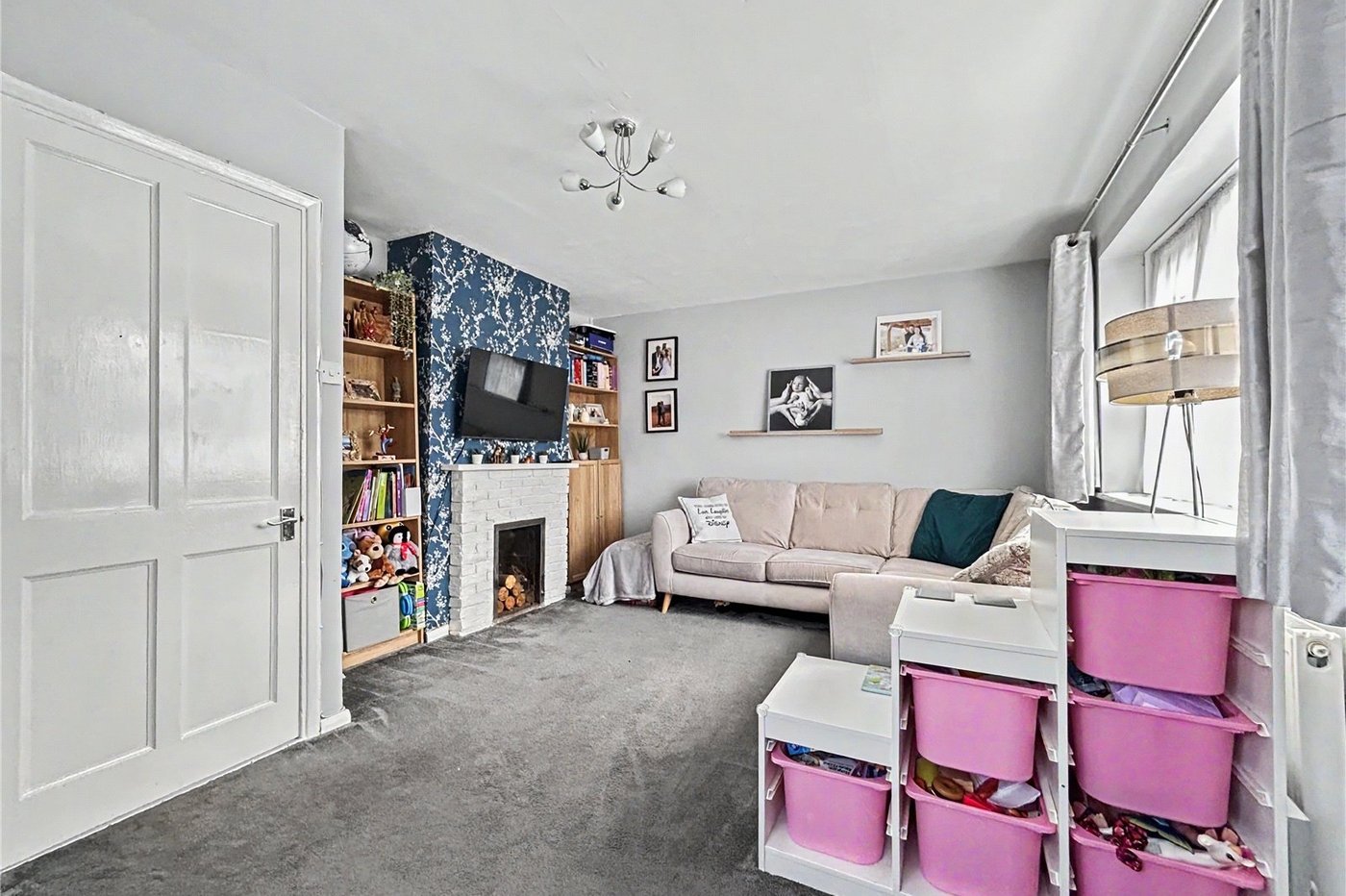 2 bedroom house for sale in Twydall | Robinson Michael & Jackson