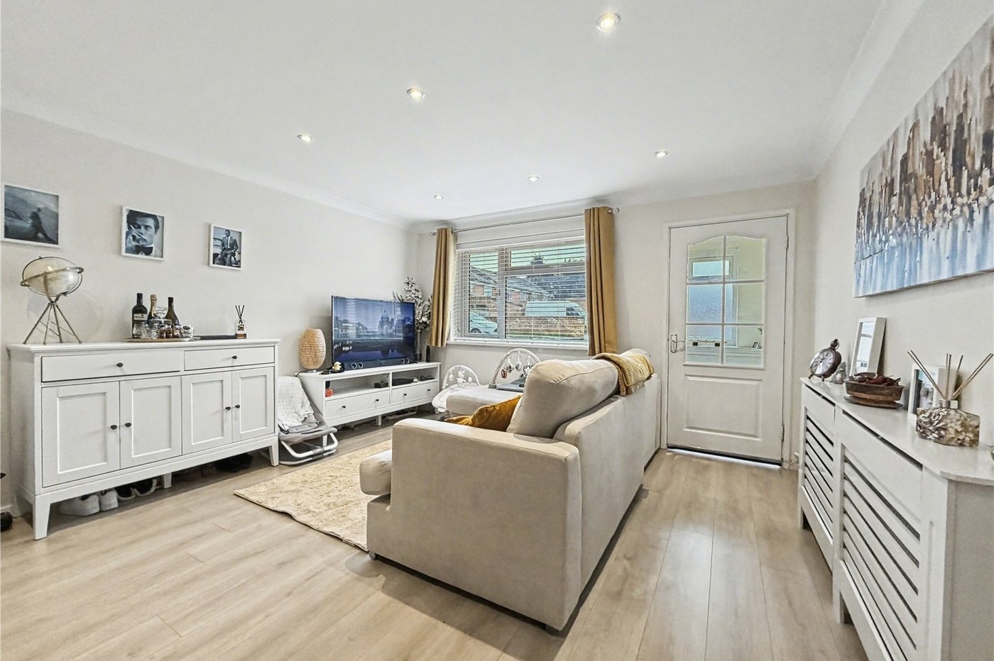 2 bedroom house for sale in Hempstead | Robinson Michael & Jackson