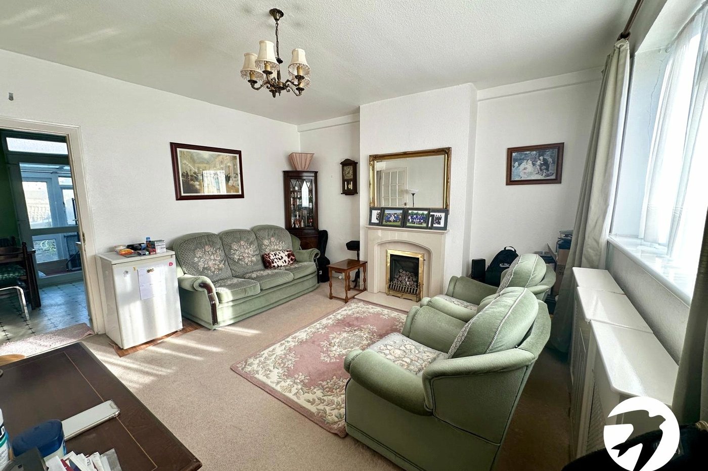 2 bedroom house for sale in London | Robinson Jackson