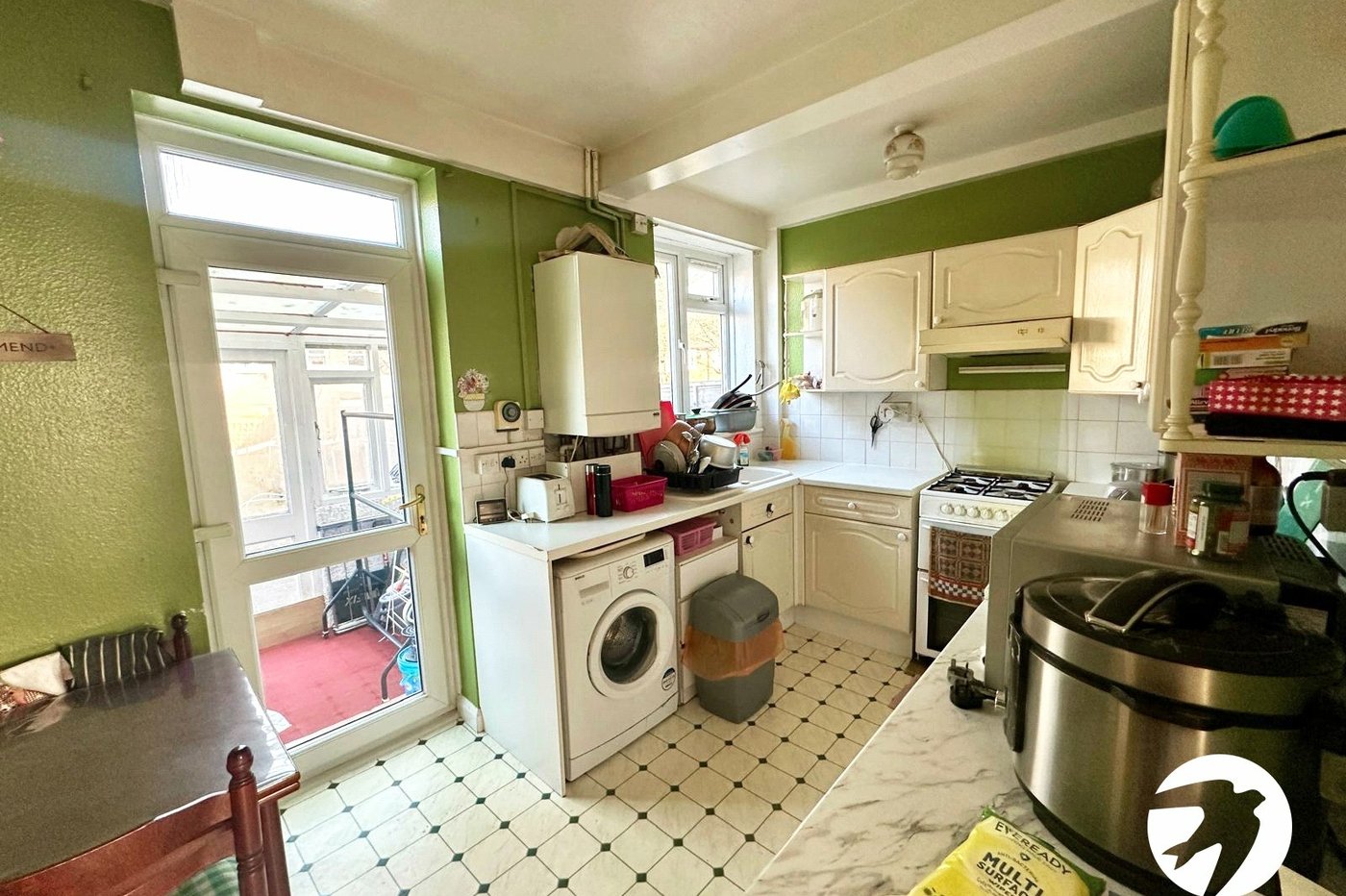 2 bedroom house for sale in London | Robinson Jackson