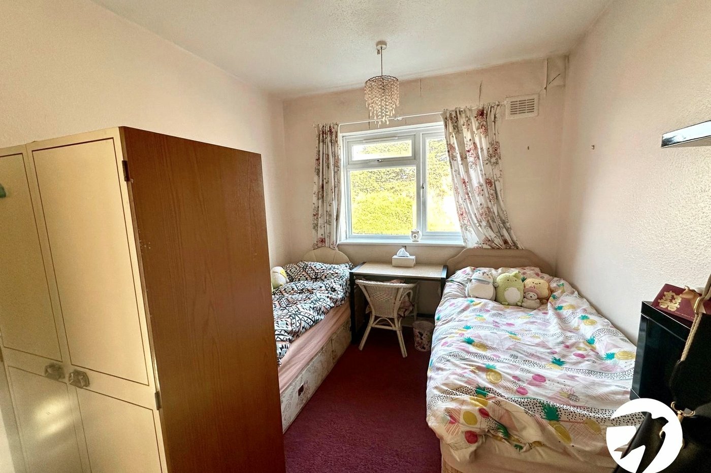 2 bedroom house for sale in London | Robinson Jackson