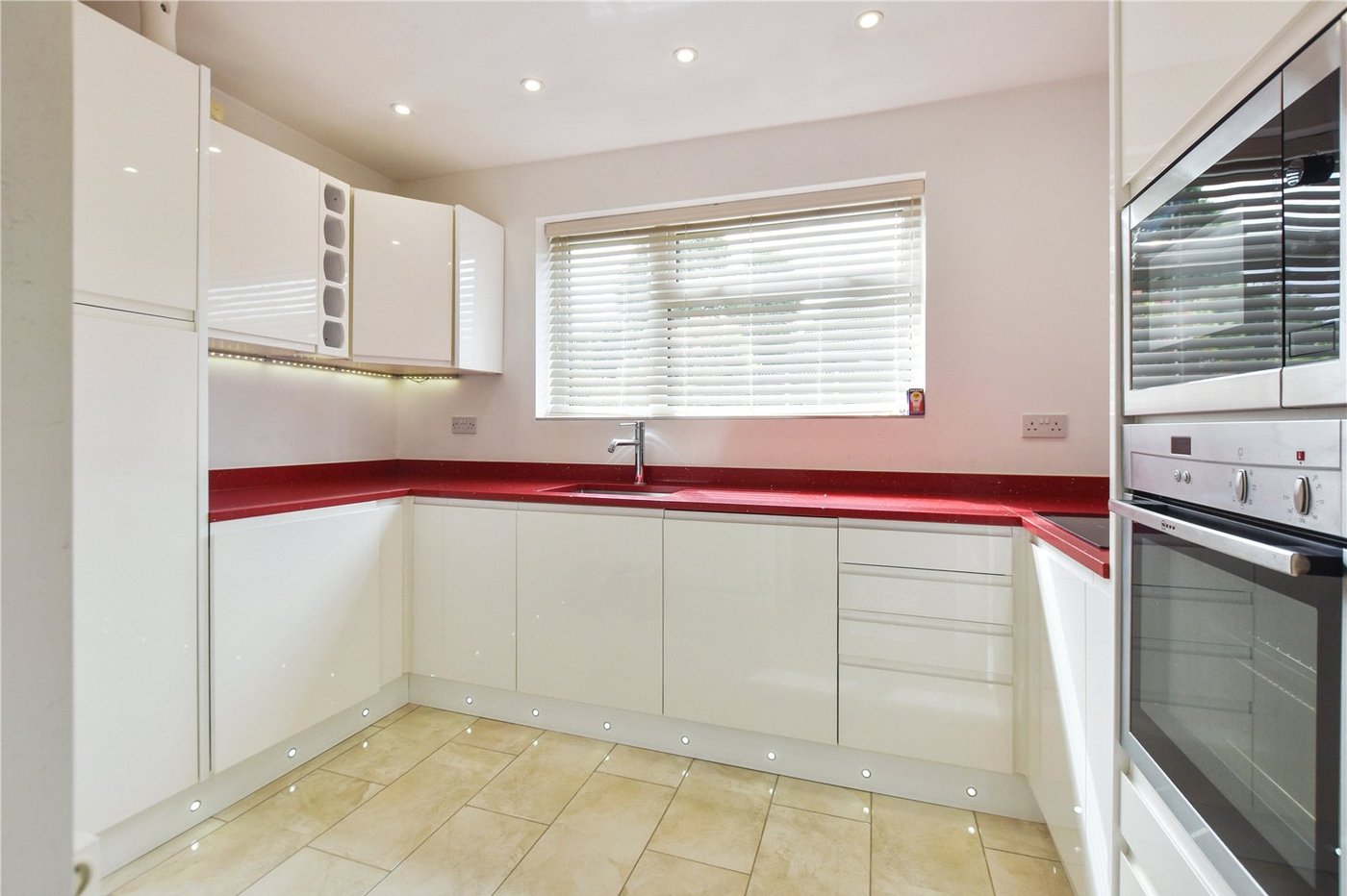 2 bedroom property for sale in Bexley | Robinson Jackson