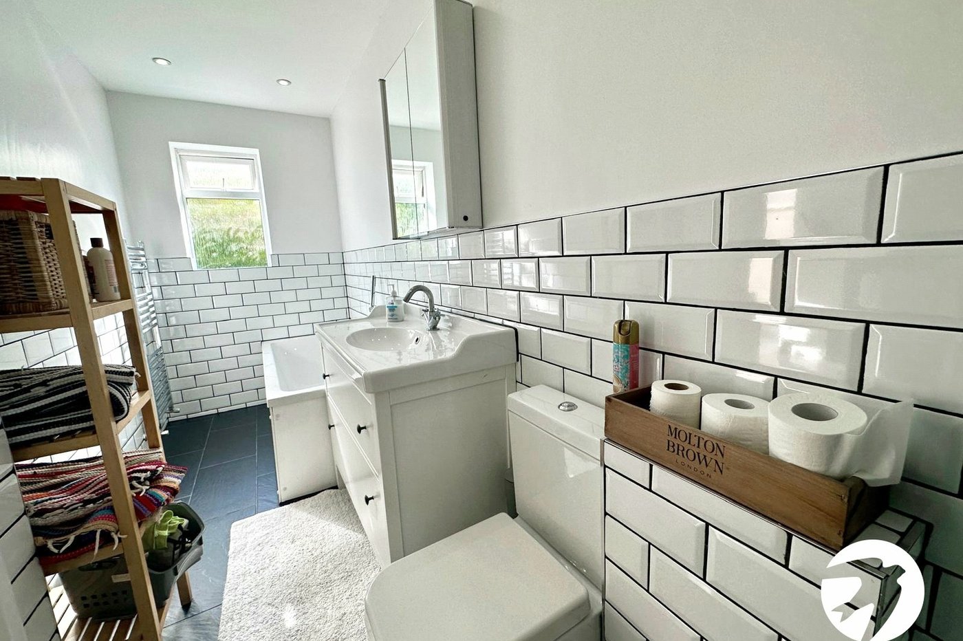 3 bedroom house for sale in London | Robinson Jackson