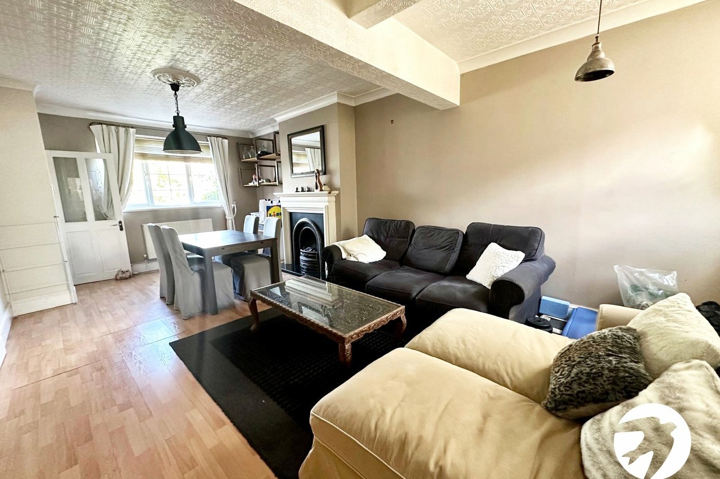 3 bedroom house for sale in London | Robinson Jackson