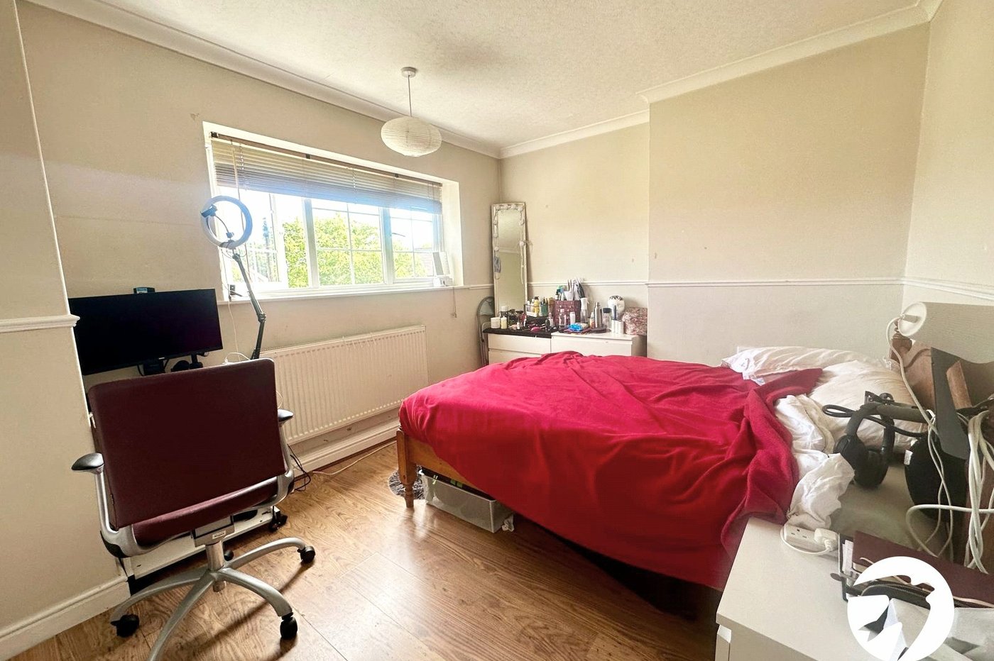 3 bedroom house for sale in London | Robinson Jackson