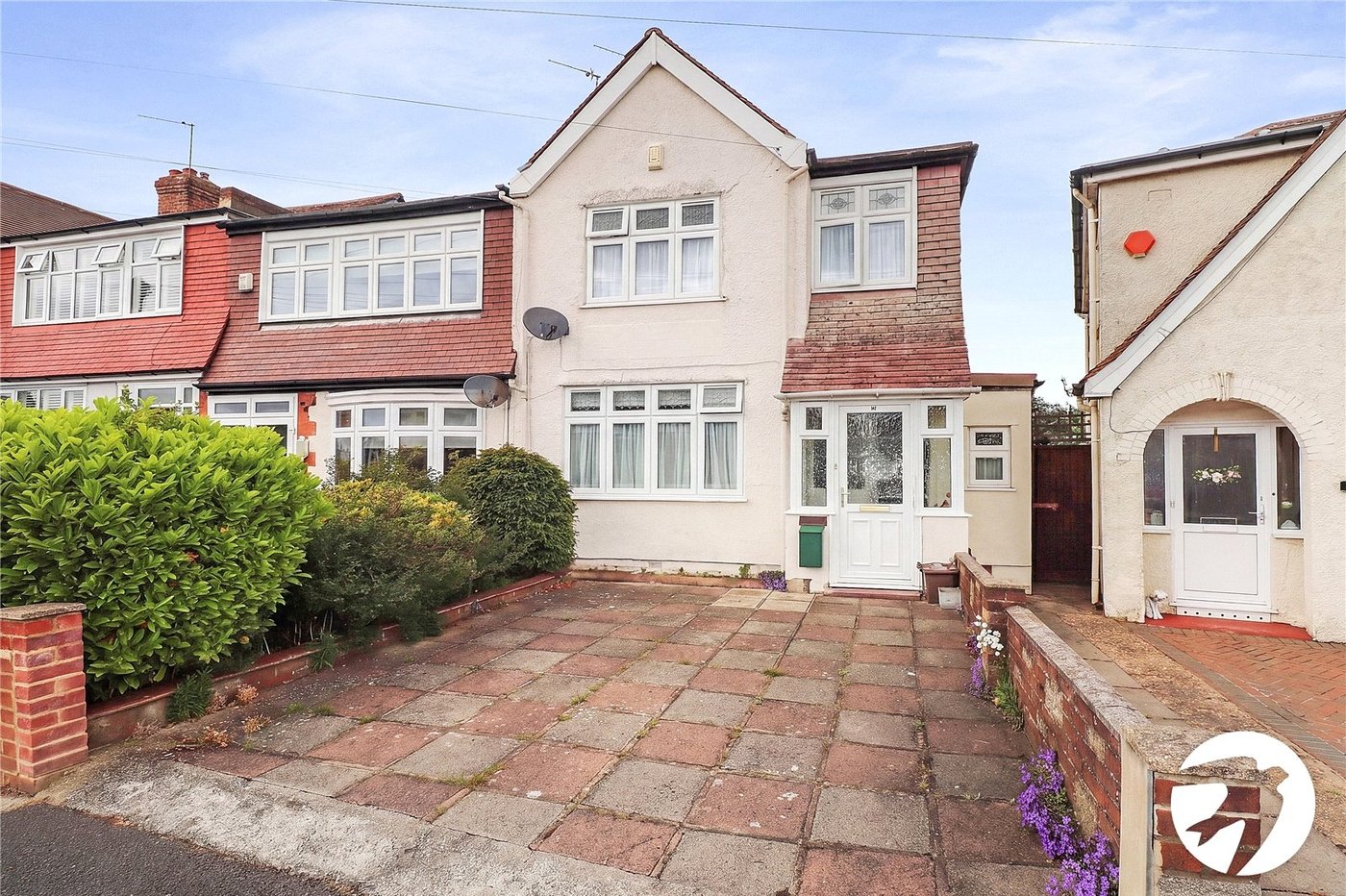 3 bedroom house for sale in London | Robinson Jackson