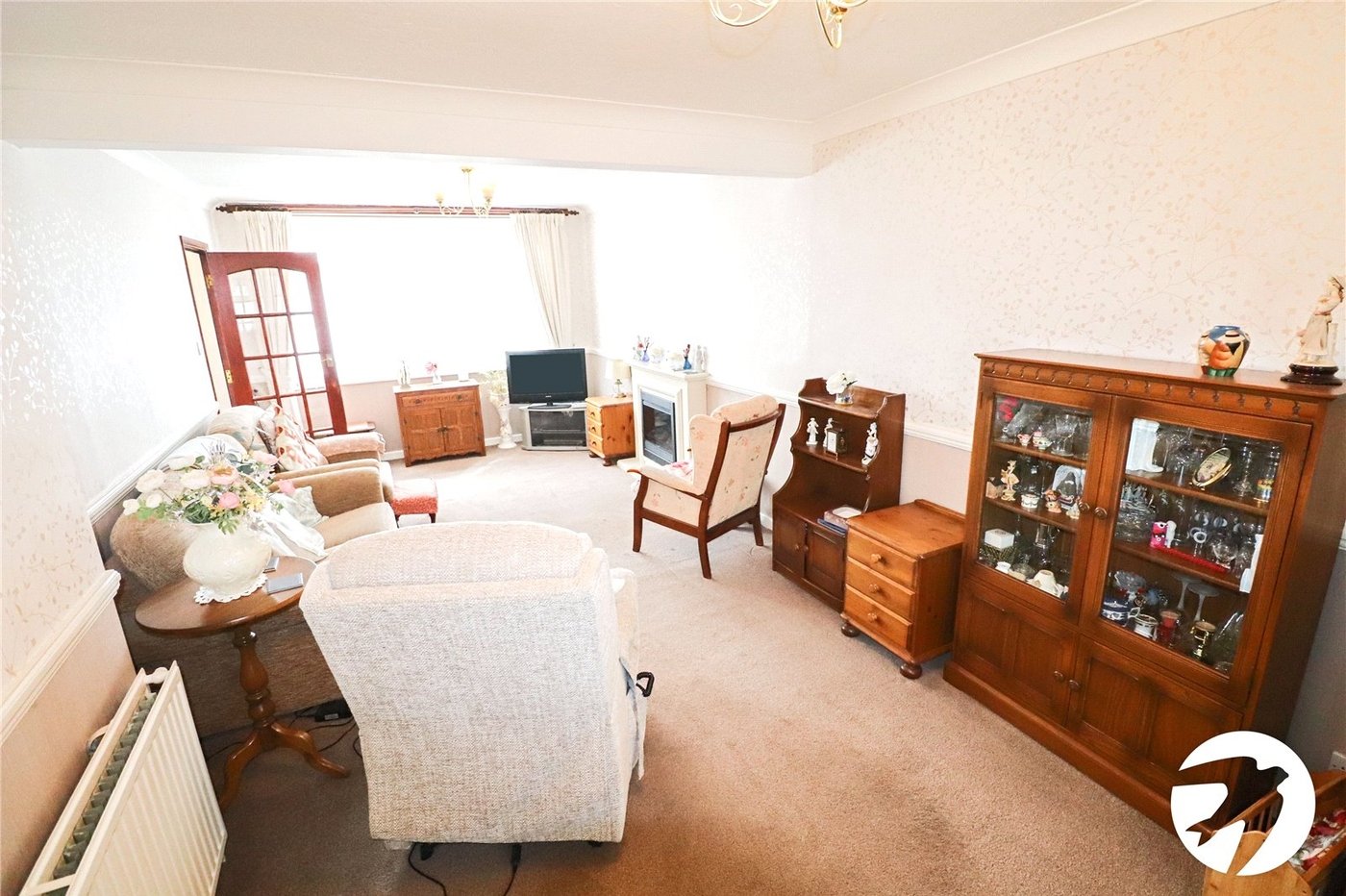 3 bedroom house for sale in London | Robinson Jackson