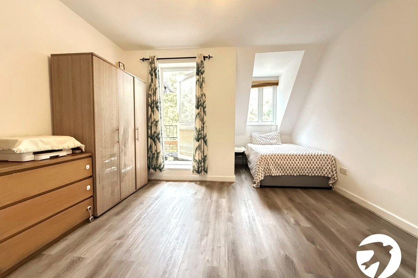 1 bedroom house for sale in Grove Park | Robinson Jackson