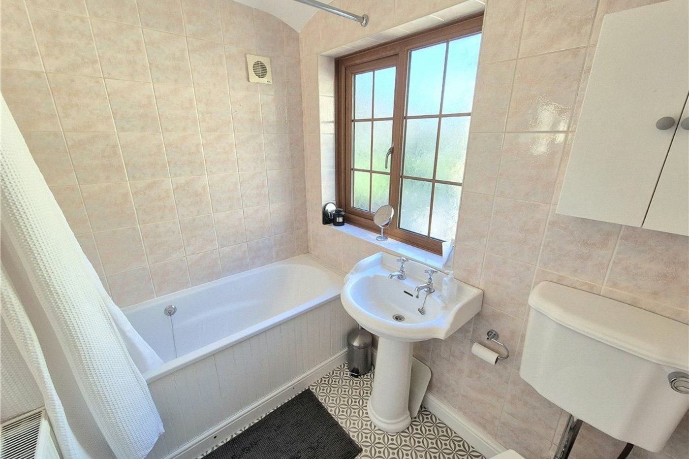 3 bedroom house for sale in Orpington | Robinson Jackson