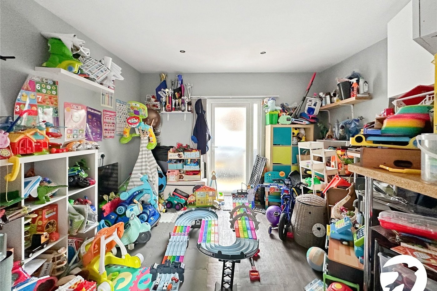 2 bedroom house for sale in Rochester | Robinson Michael & Jackson