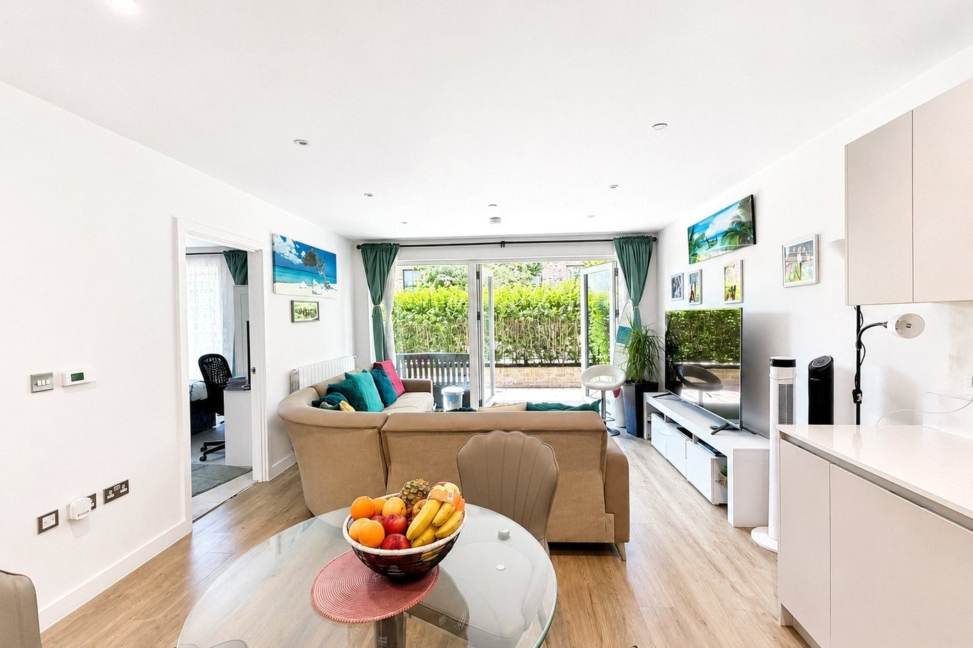 1 bedroom property for sale in London | Robinson Jackson