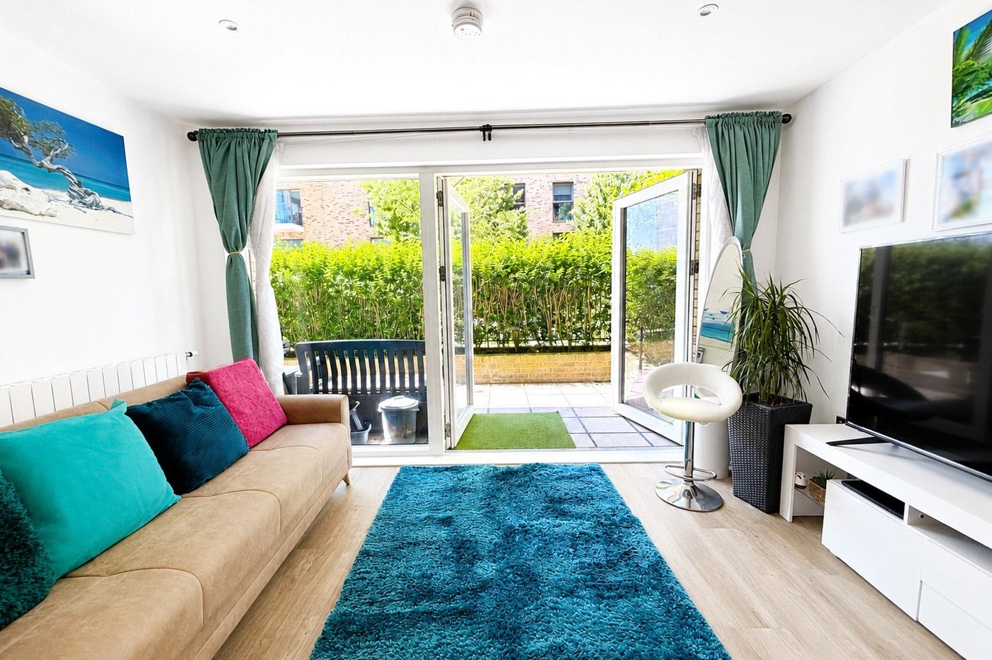 1 bedroom property for sale in London | Robinson Jackson