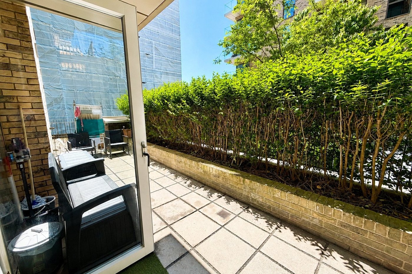 1 bedroom property for sale in London | Robinson Jackson