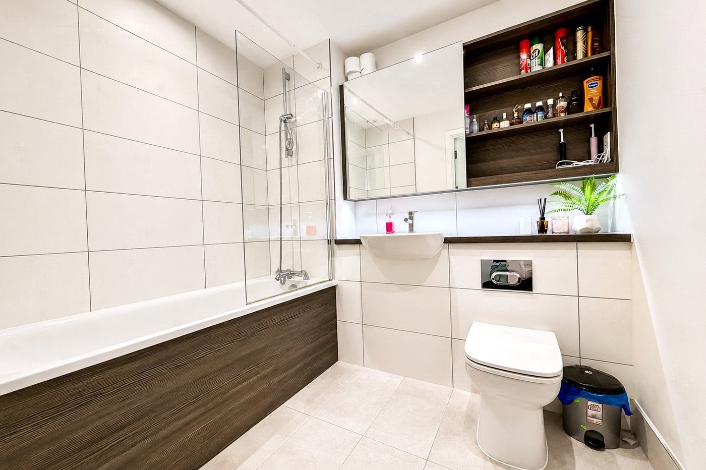 1 bedroom property for sale in London | Robinson Jackson