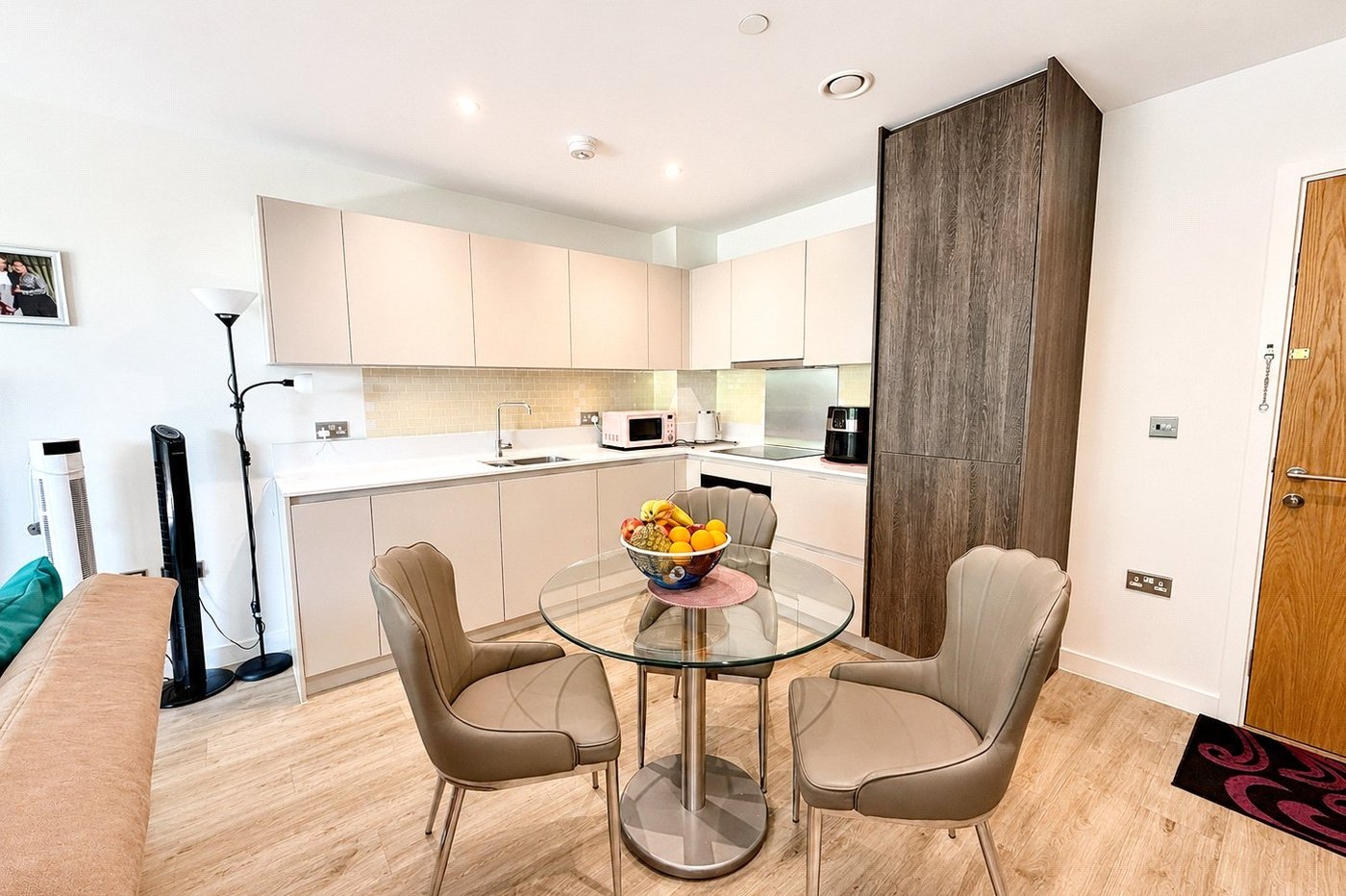 1 bedroom property for sale in London | Robinson Jackson