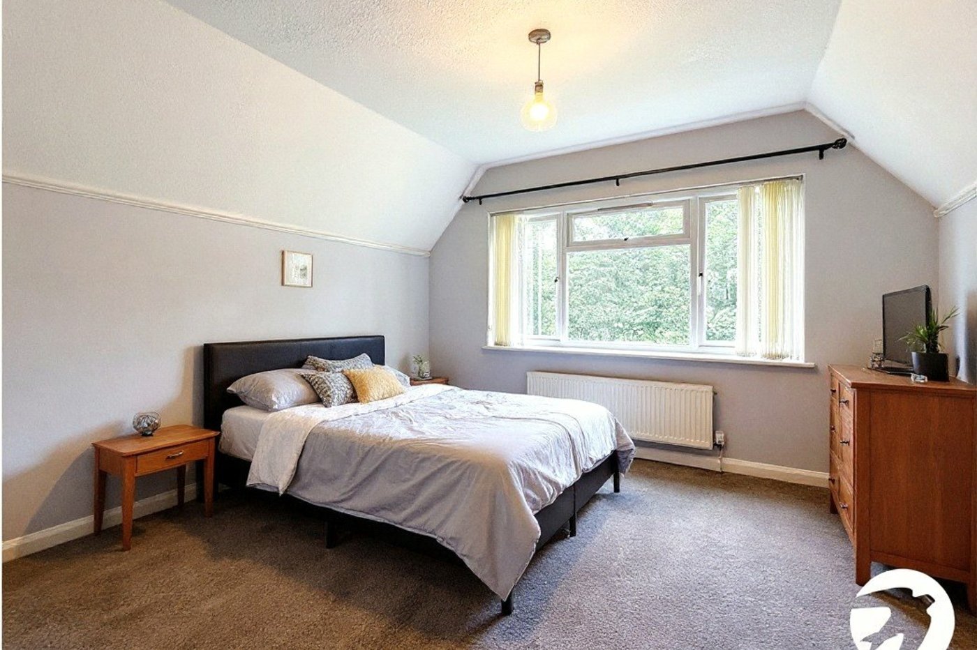 3 bedroom bungalow for sale in Sittingbourne | Robinson Michael & Jackson