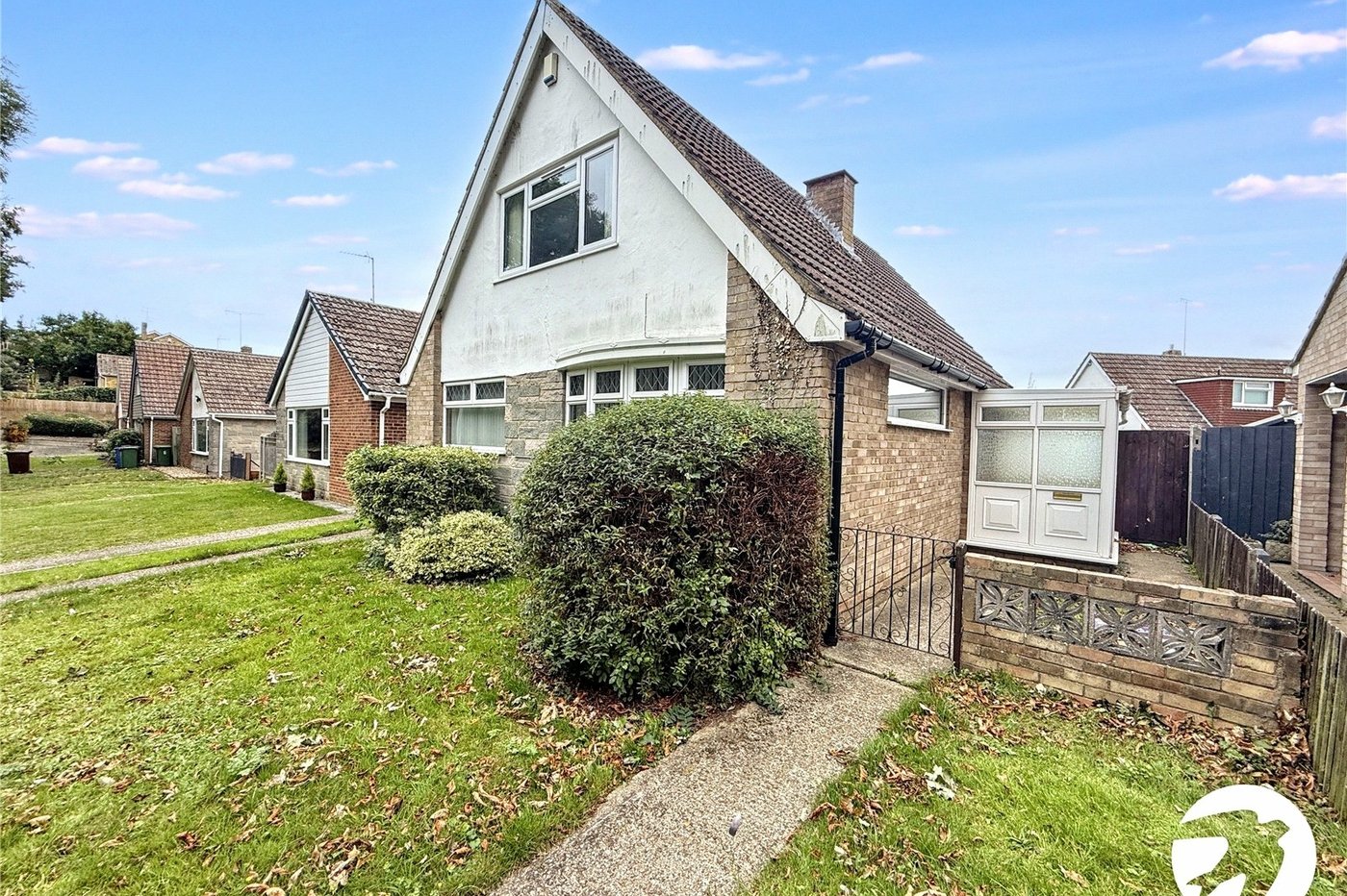 3 bedroom bungalow for sale in Sittingbourne | Robinson Michael & Jackson