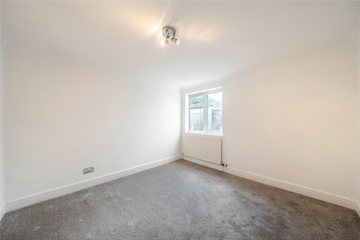 1 bedroom property for sale in London | Robinson Jackson