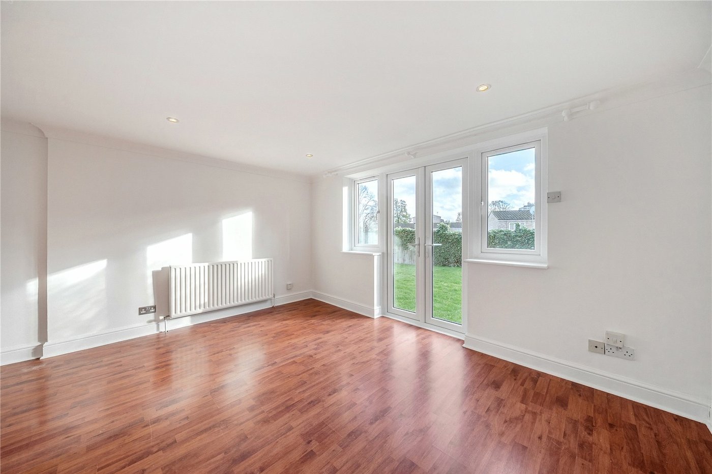 1 bedroom property for sale in London | Robinson Jackson