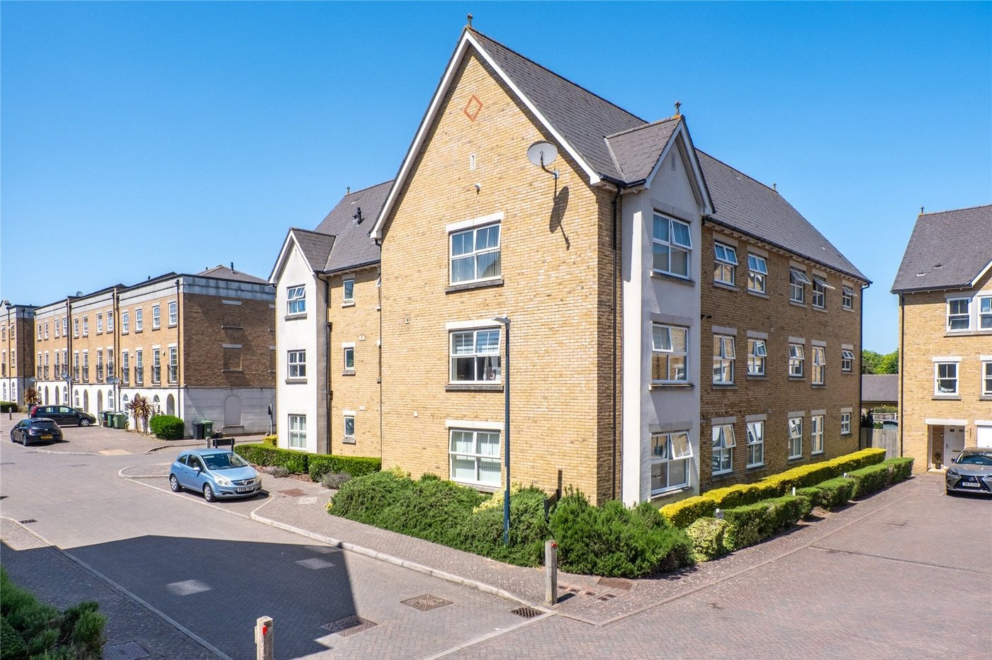 2 bedroom property for sale in Maidstone | Robinson Michael & Jackson