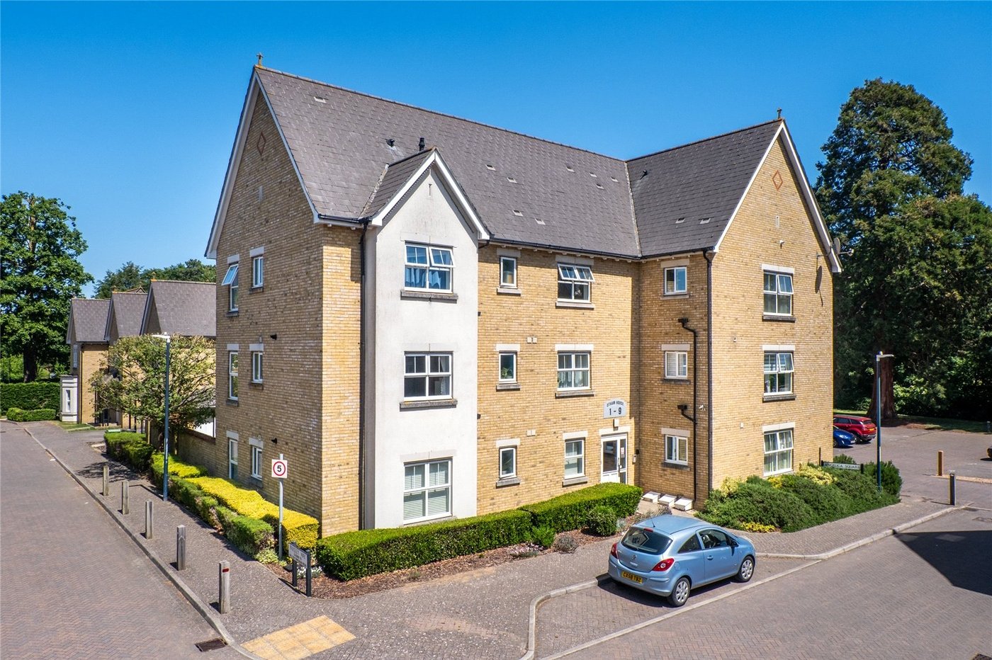 2 bedroom property for sale in Maidstone | Robinson Michael & Jackson
