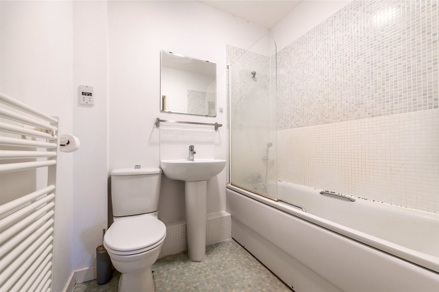 2 bedroom property for sale in Maidstone | Robinson Michael & Jackson