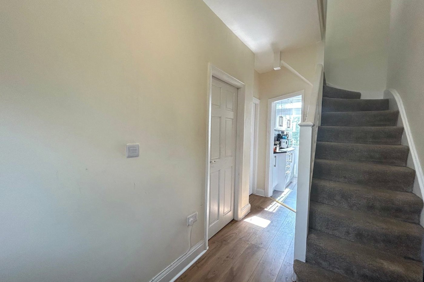 3 bedroom house for sale in Shooters Hill | Robinson Jackson