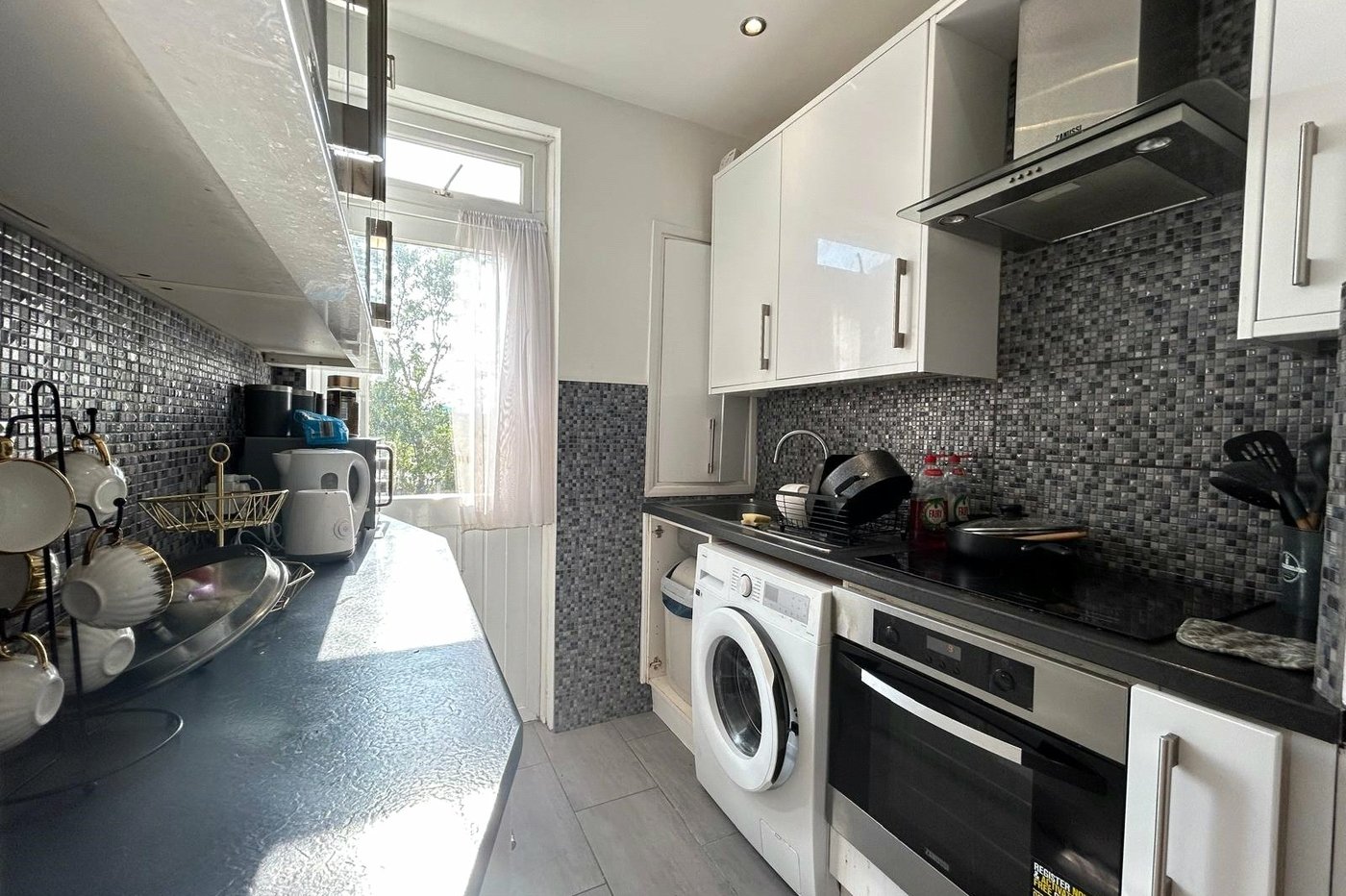 3 bedroom house for sale in Shooters Hill | Robinson Jackson