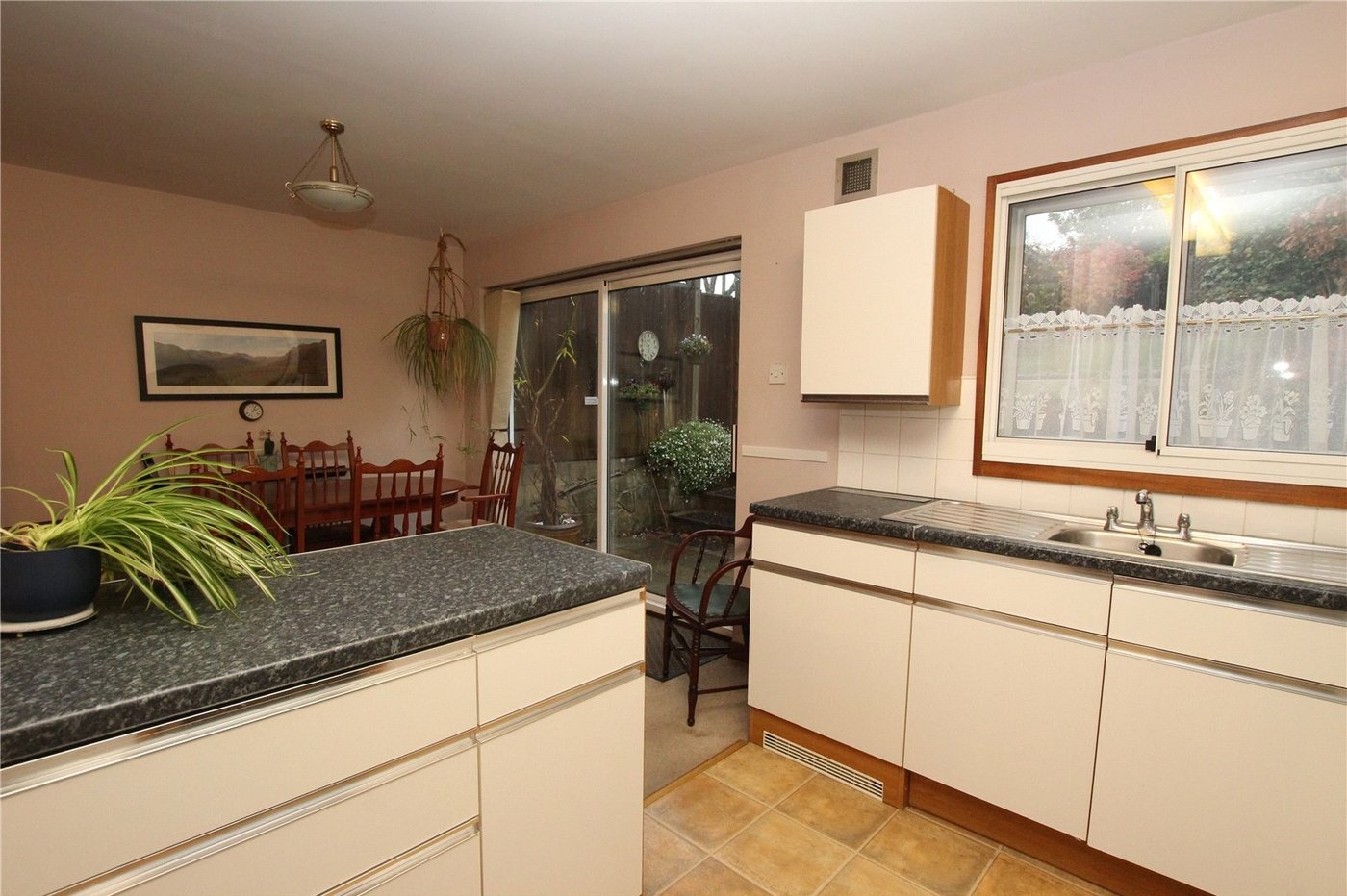 3 bedroom house for sale in Shooters Hill | Robinson Jackson